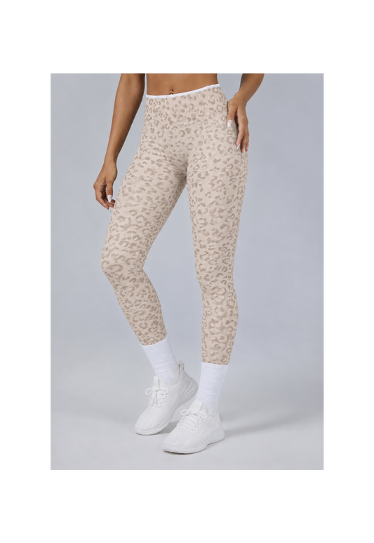 Animal-Print Seamless Leggings - Leo Cream